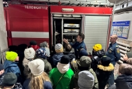 посетили пожарную часть 