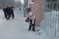Субботник по уборке снега
