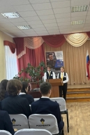 торжественная церемония поднятия государственных флагов